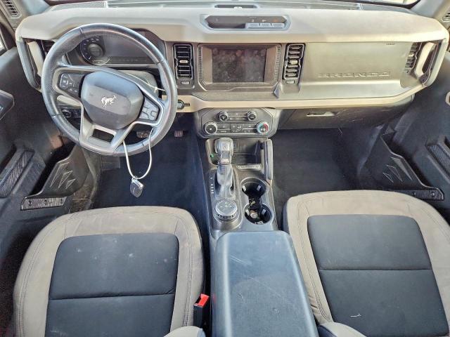 Ford Bronco Base Image 5