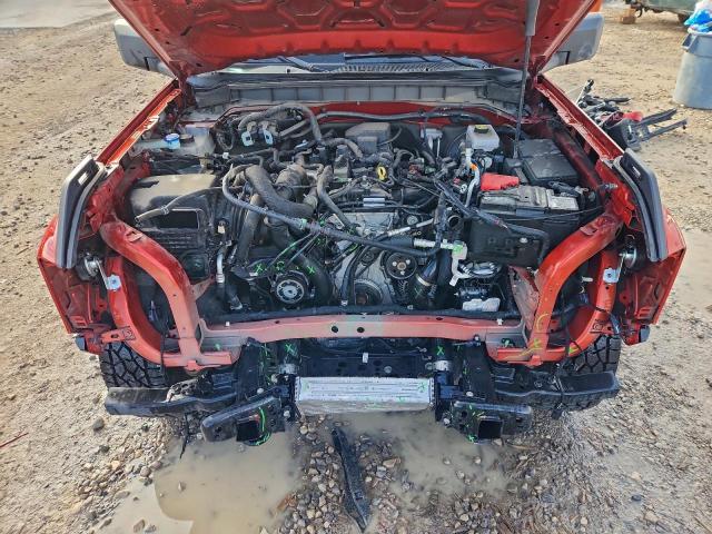 Ford Bronco Base Image 8