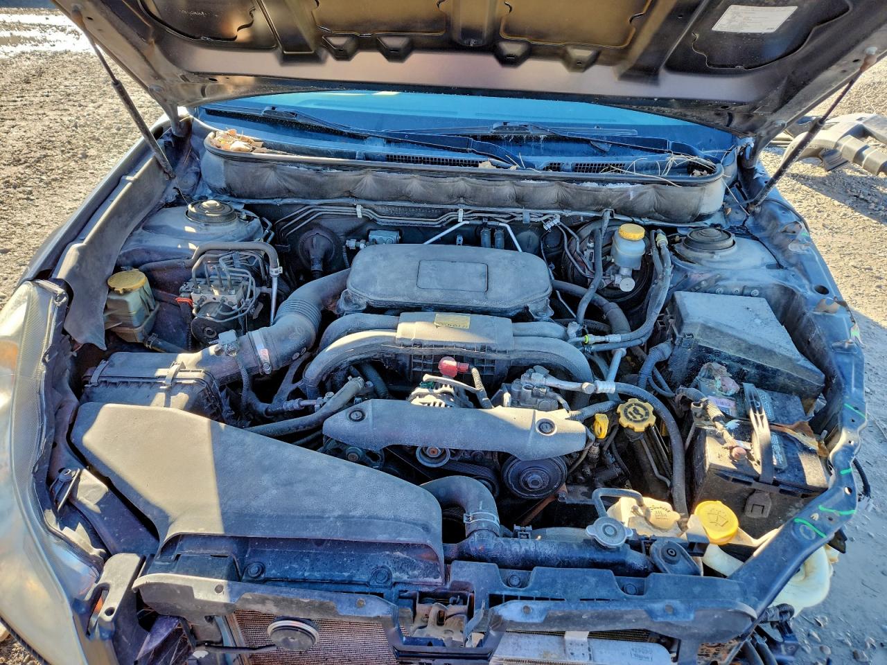 Subaru Outback 2.5i Limited Image 12