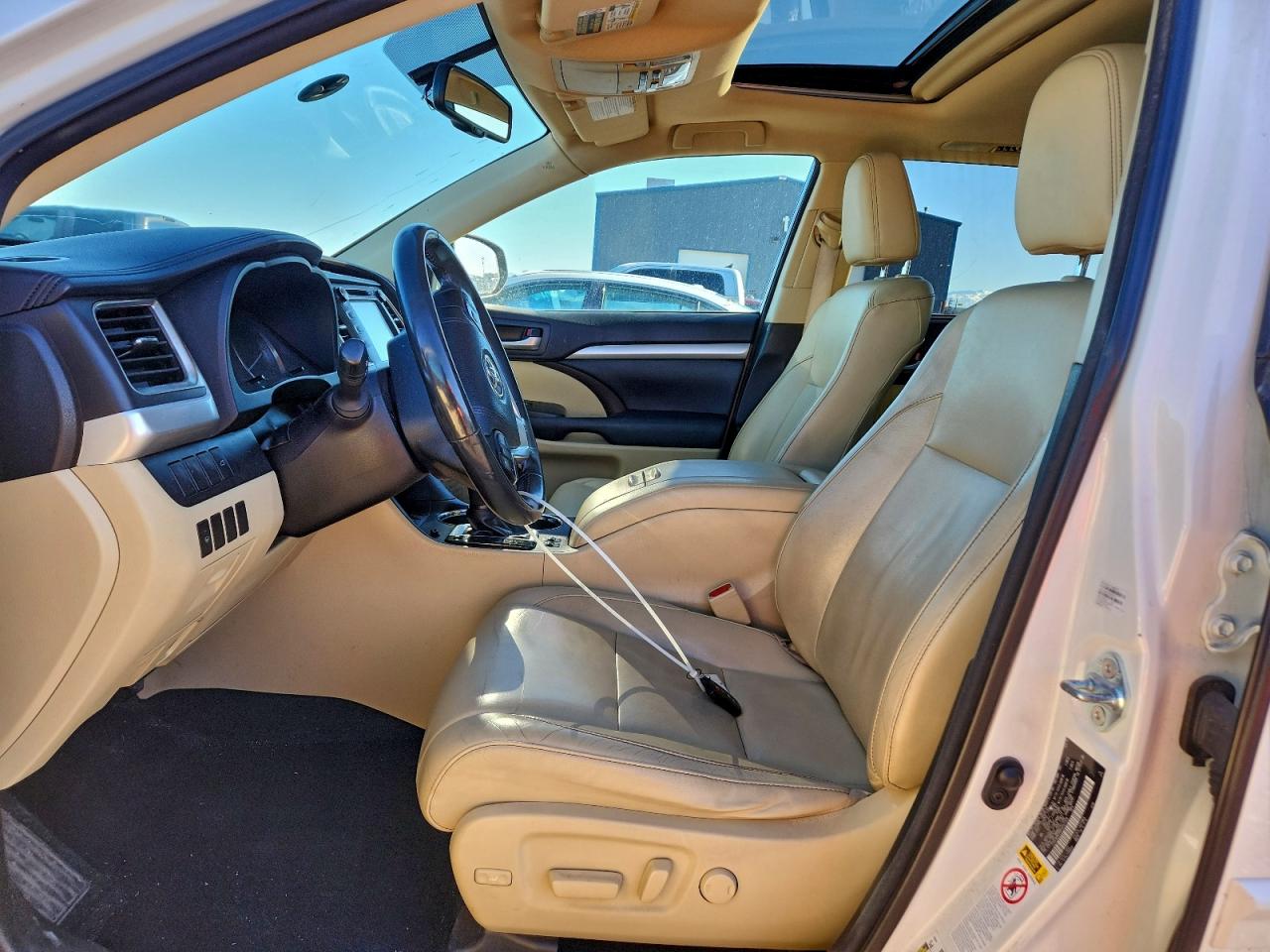 Toyota Highlander Xle Image 3