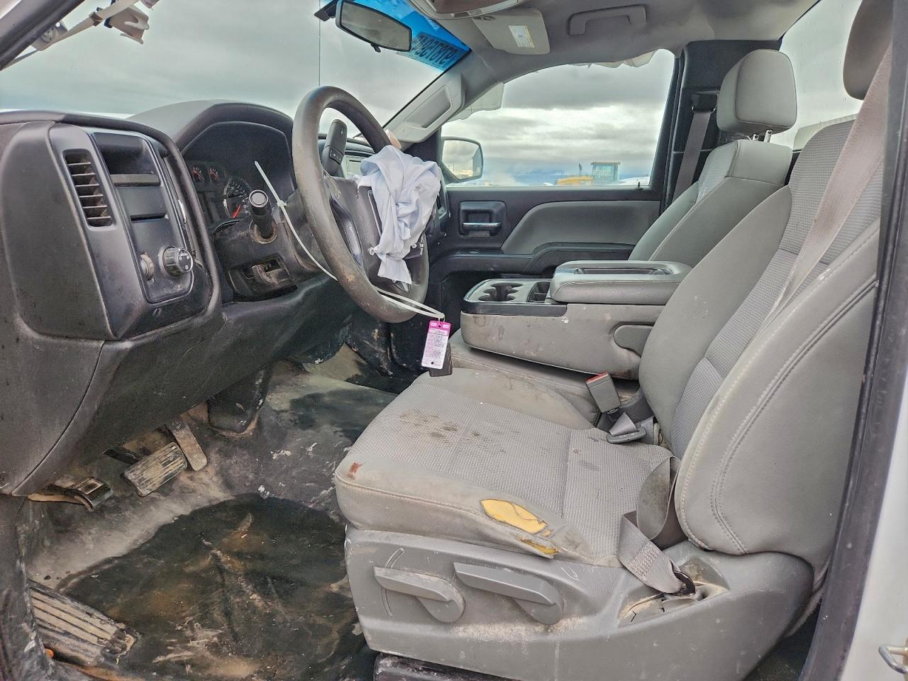 GMC Sierra C1500 Image 6