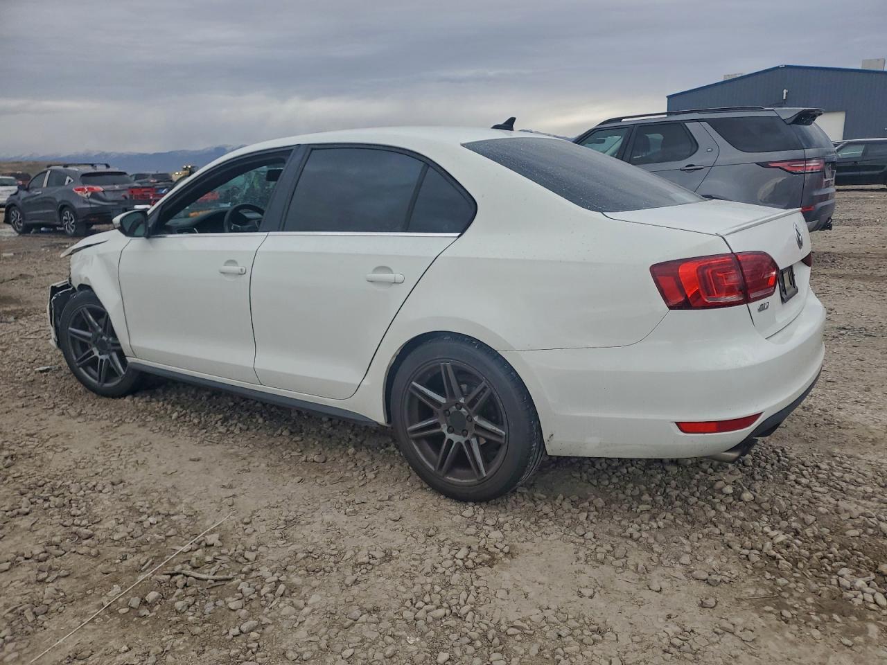 Volkswagen Jetta Gli Image 3