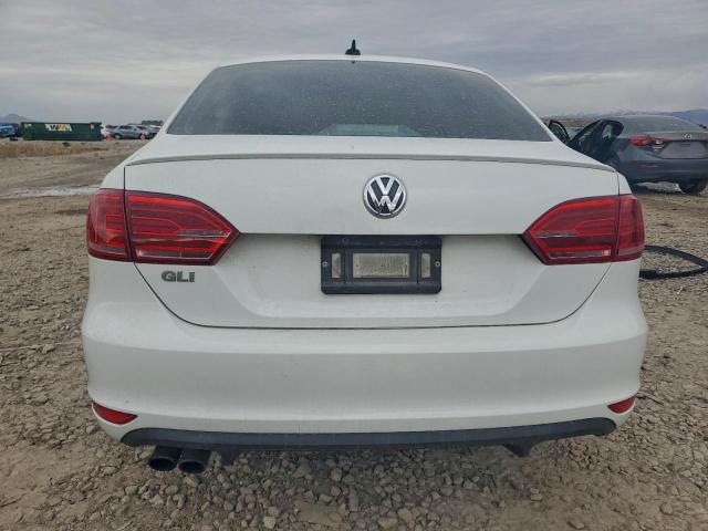 Volkswagen Jetta Gli Image 2