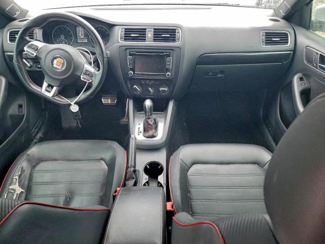 Volkswagen Jetta Gli Image 5