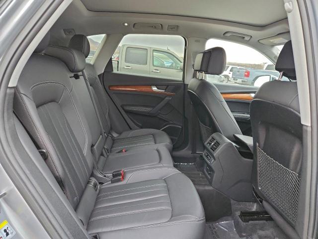 Audi Q5 Premium Plus 45 Image 13