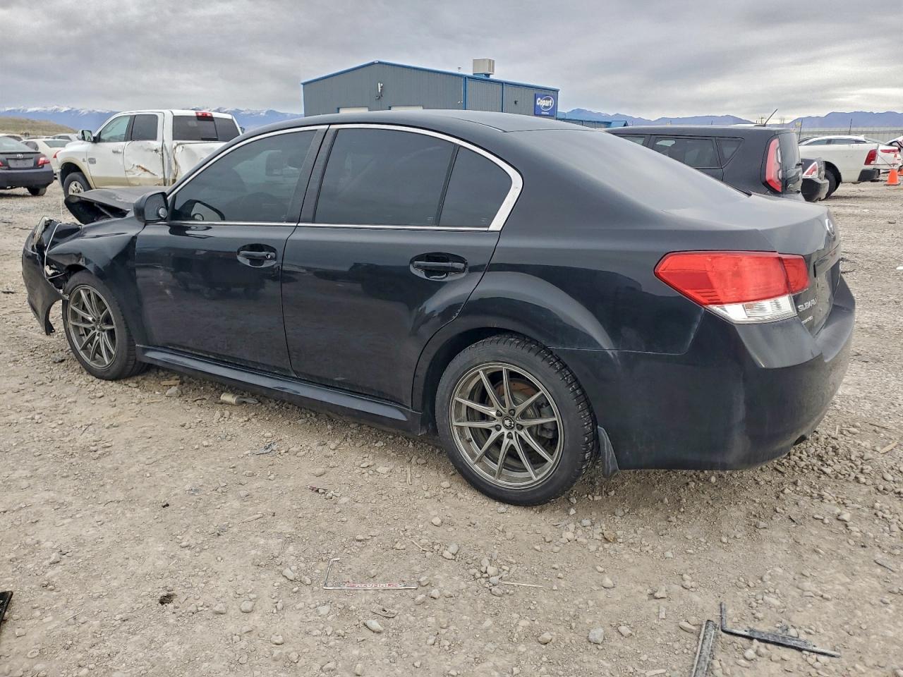 Subaru Legacy 2.5i Image 3