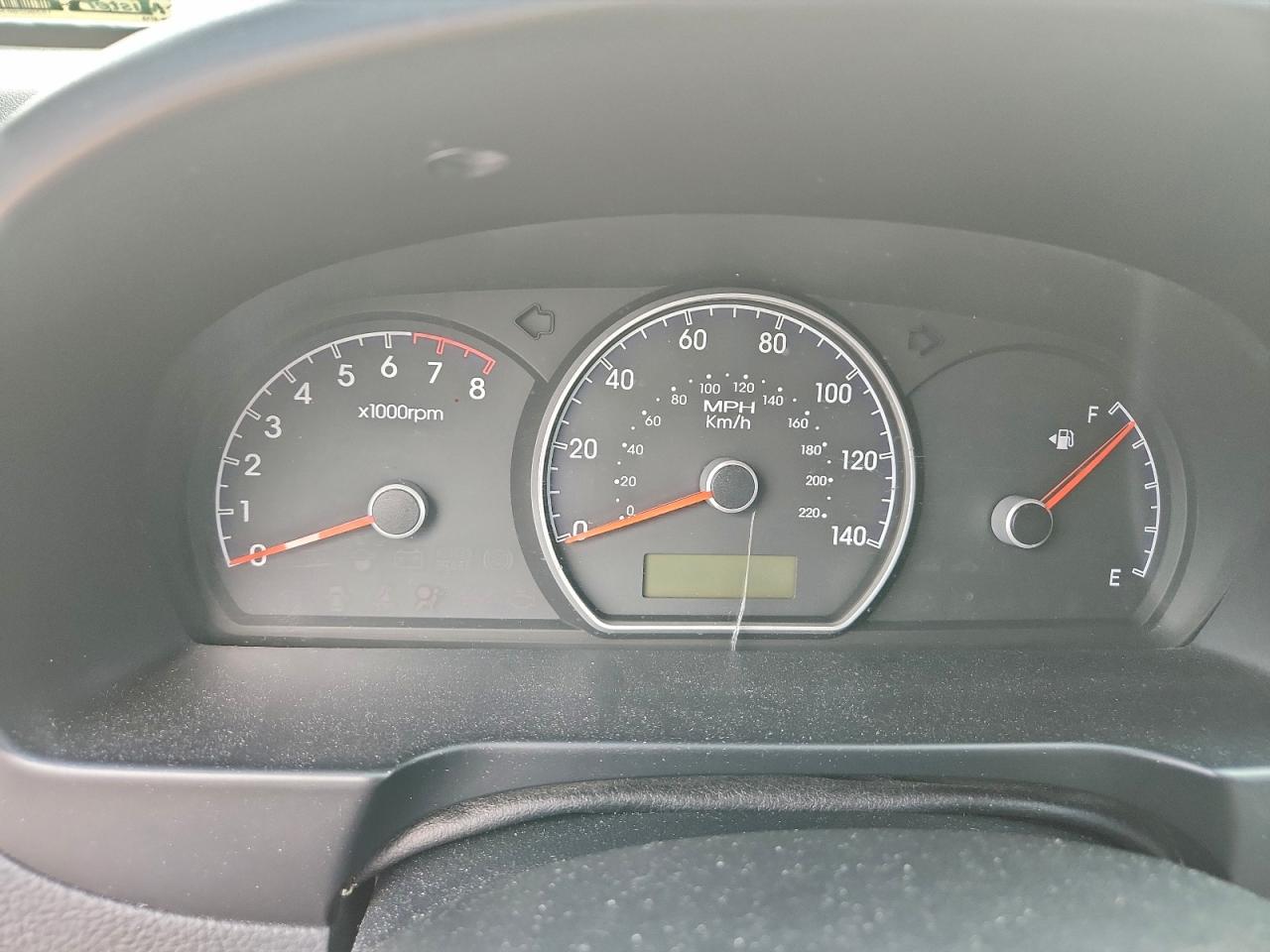 Hyundai ELANTRA Blue Image 10