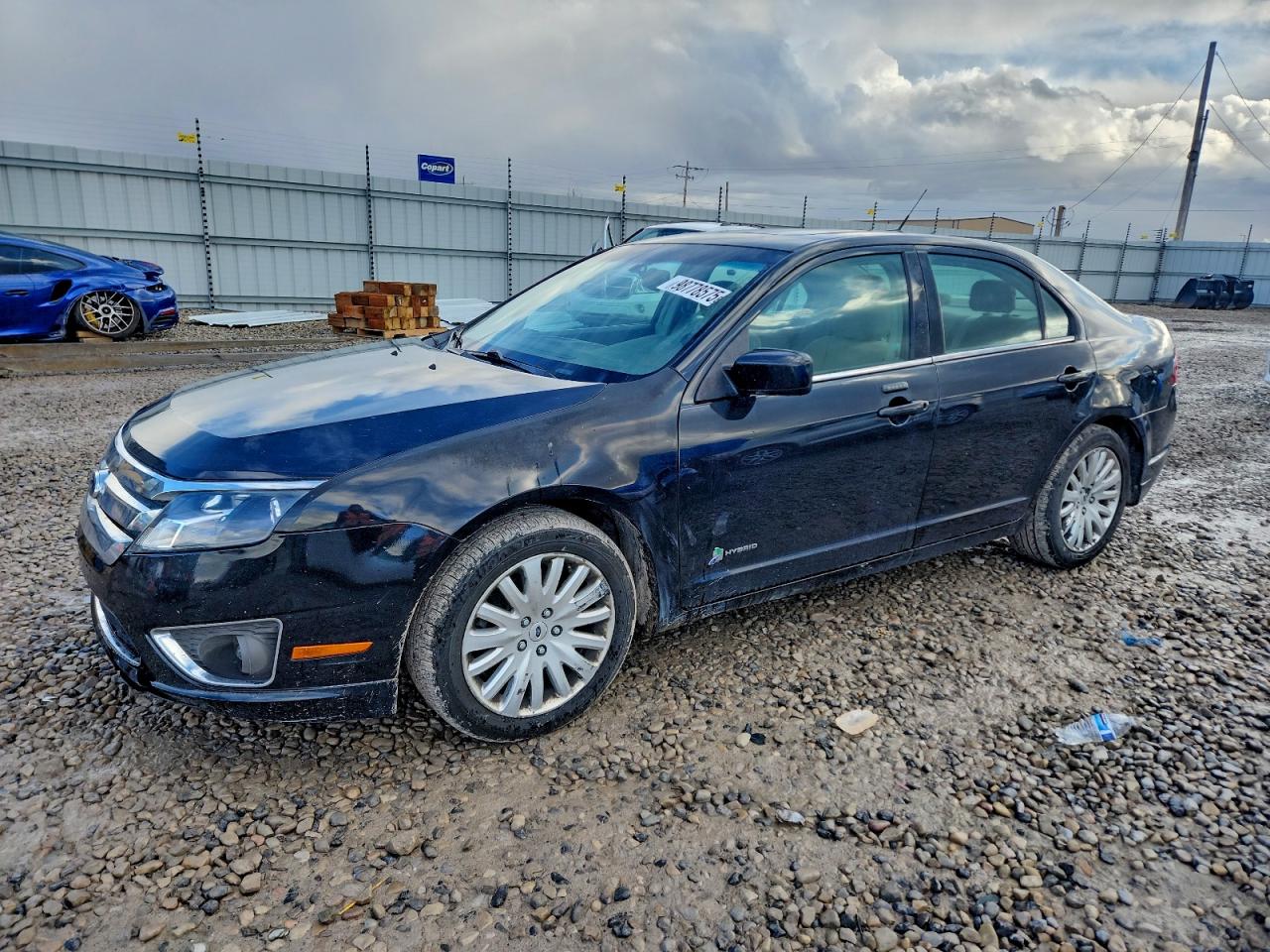 Ford Fusion Hybrid Image 1