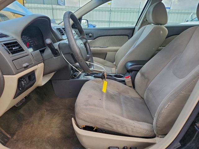 Ford Fusion Hybrid Image 4