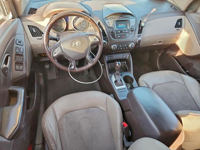 Hyundai TUCSON Gls Image 6