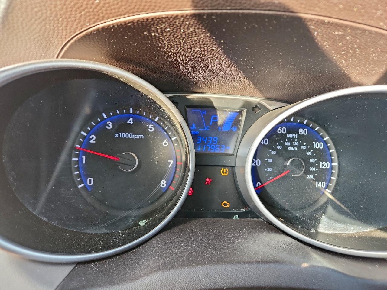 Hyundai TUCSON Gls Image 10