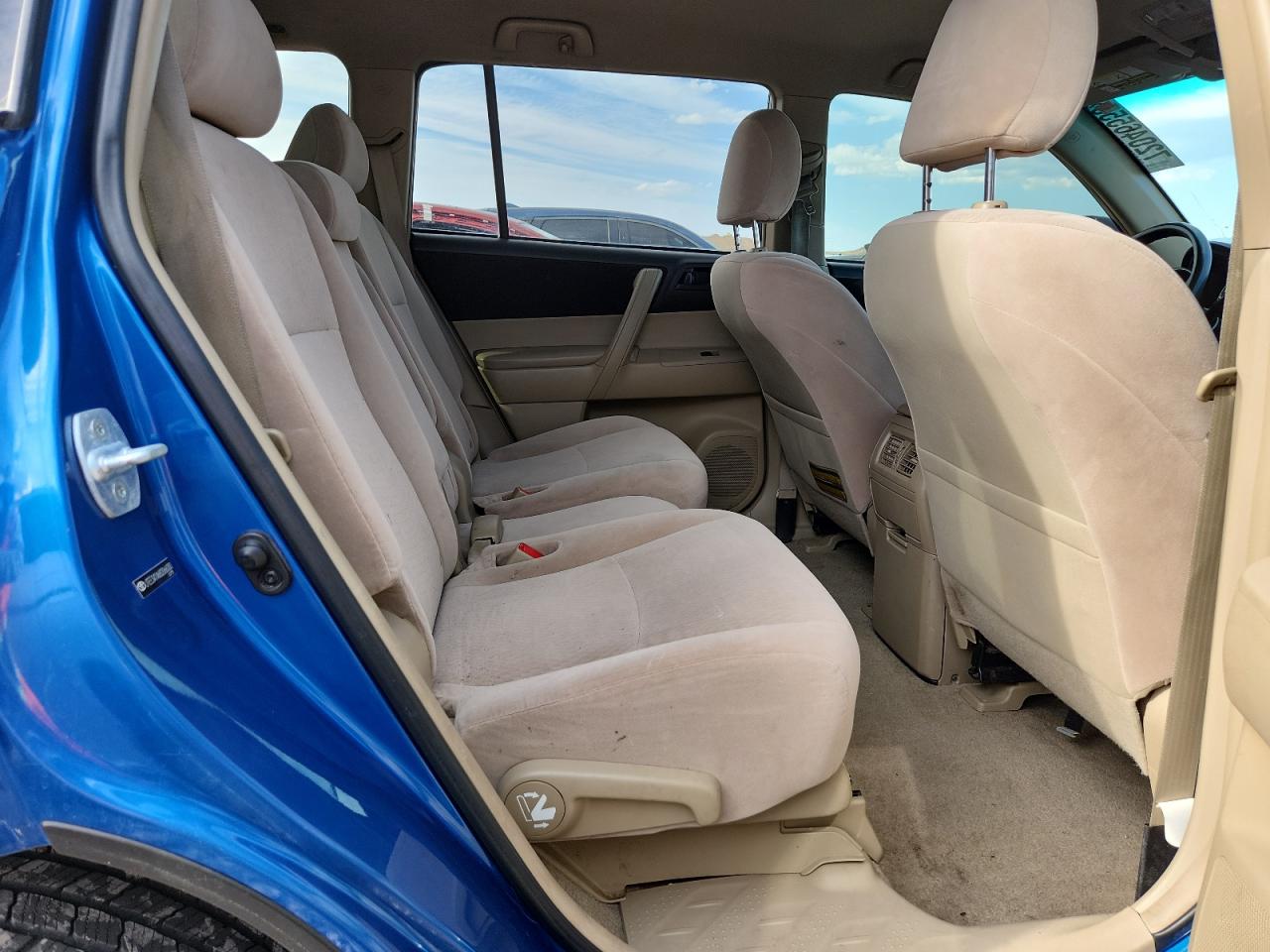 Toyota Highlander Image 8