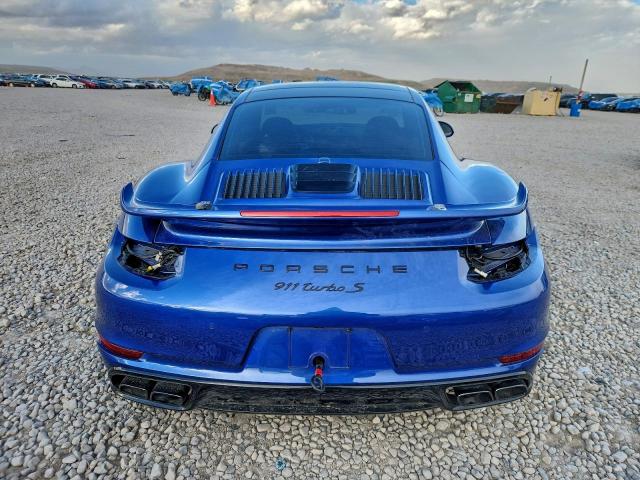 Porsche 911 Turbo Image 13