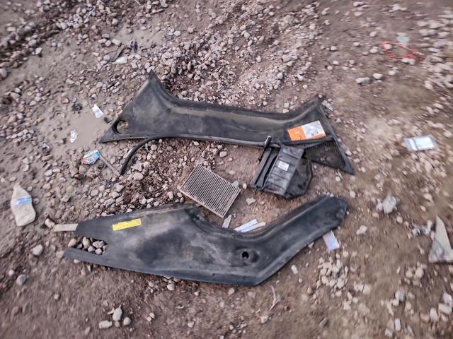 Tesla Model S Image 11