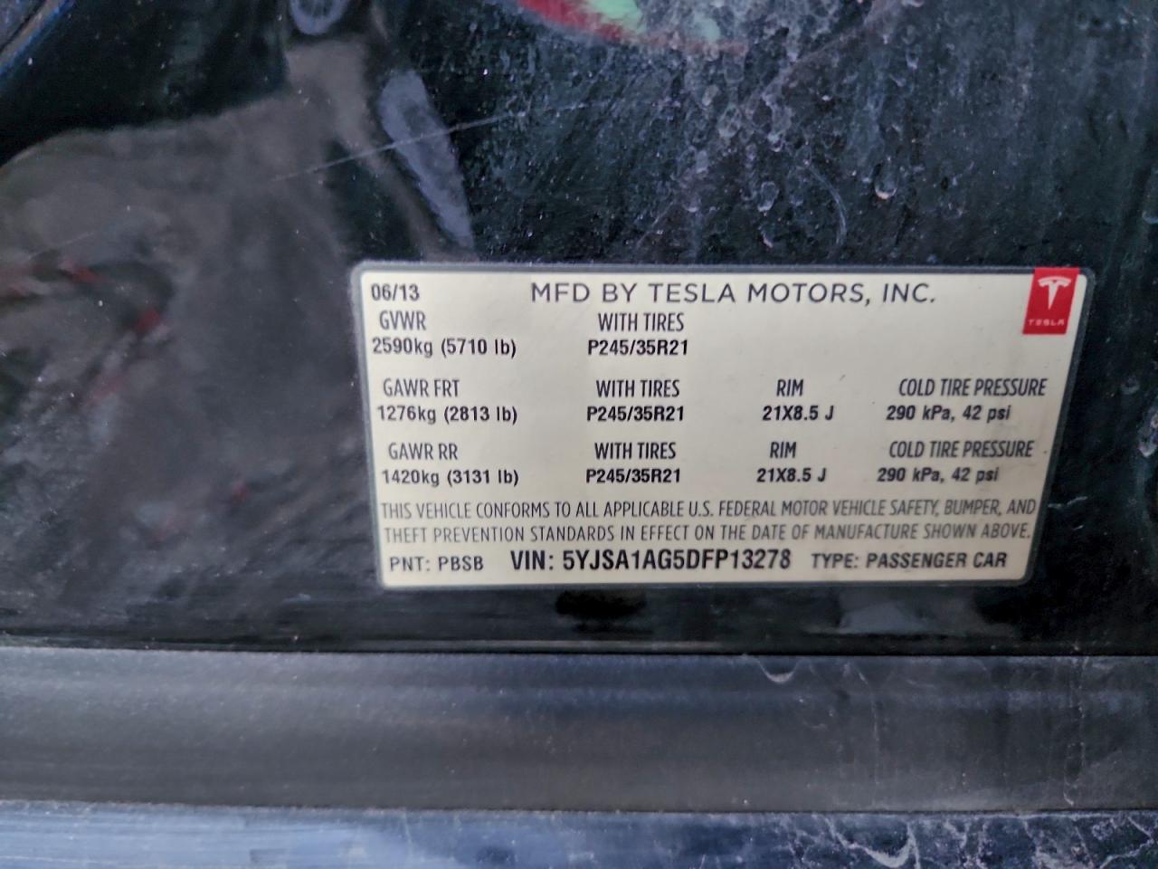 Tesla Model S Image 9