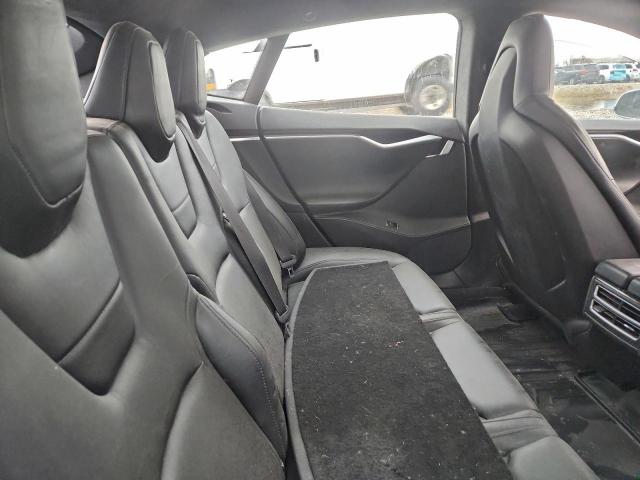 Tesla Model S Image 7