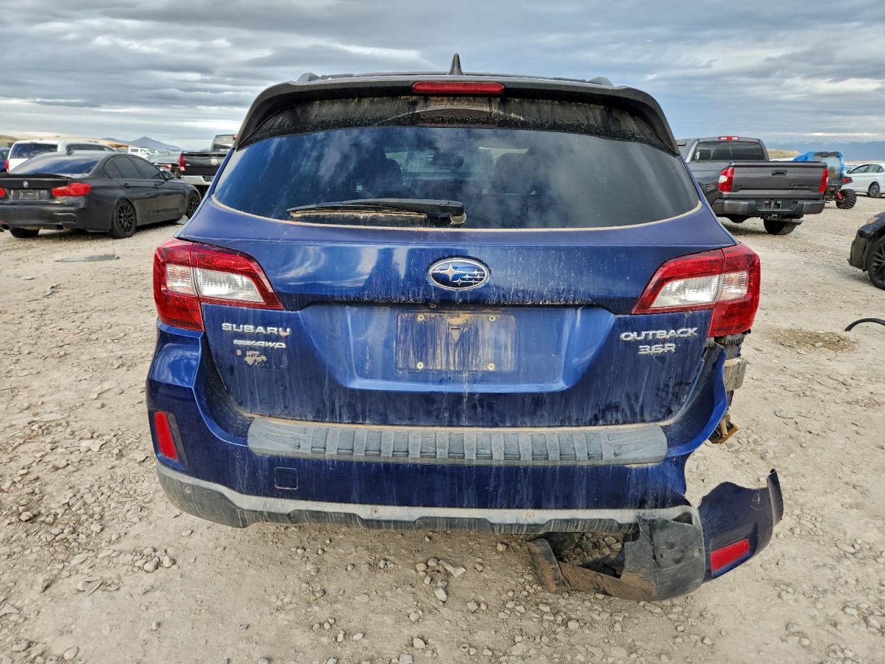 Subaru Outback Touring Image 2