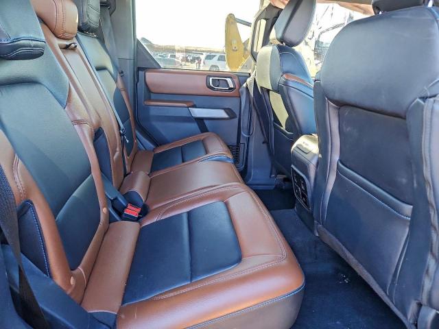 Ford Bronco Base Image 13