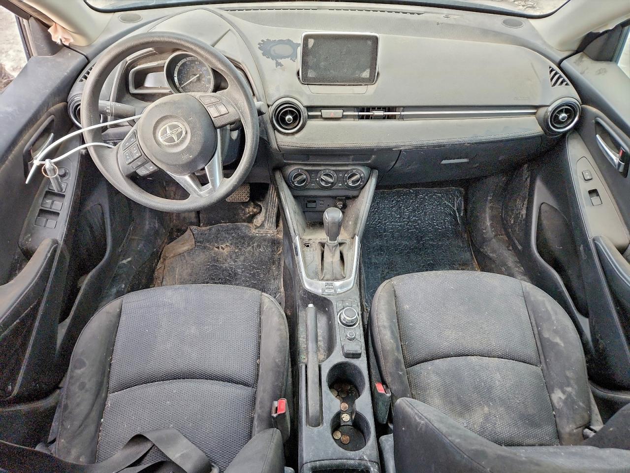 Toyota Scion Image 2