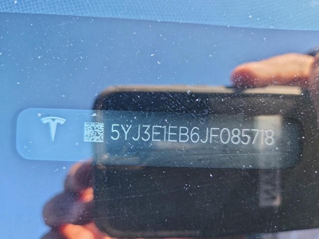 Tesla Model 3 Image 7