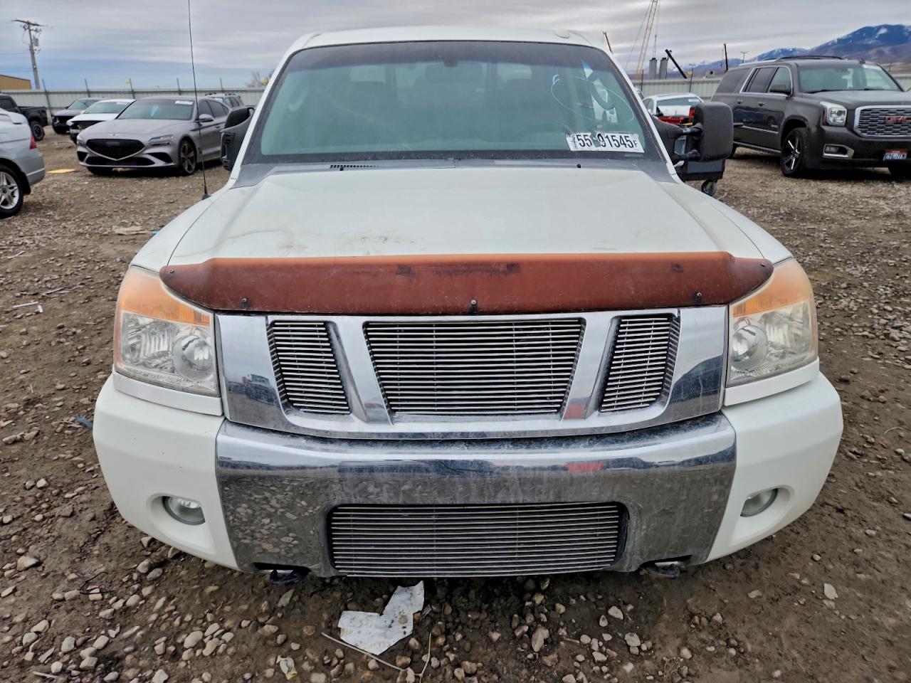 Nissan Titan Xe Image 10