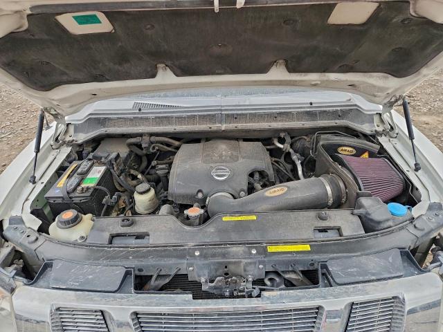 Nissan Titan Xe Image 9