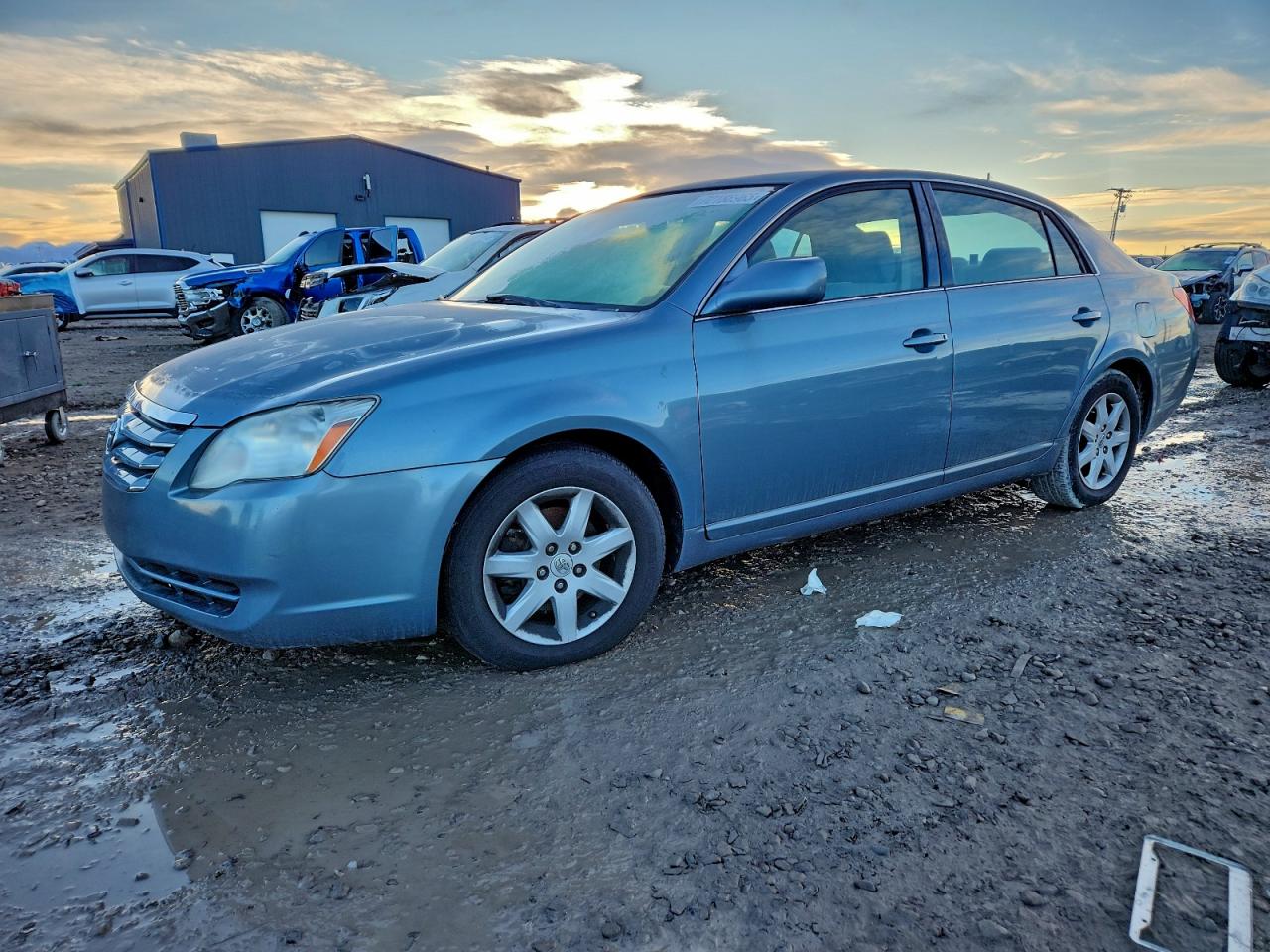 Toyota Avalon Xl Image 1
