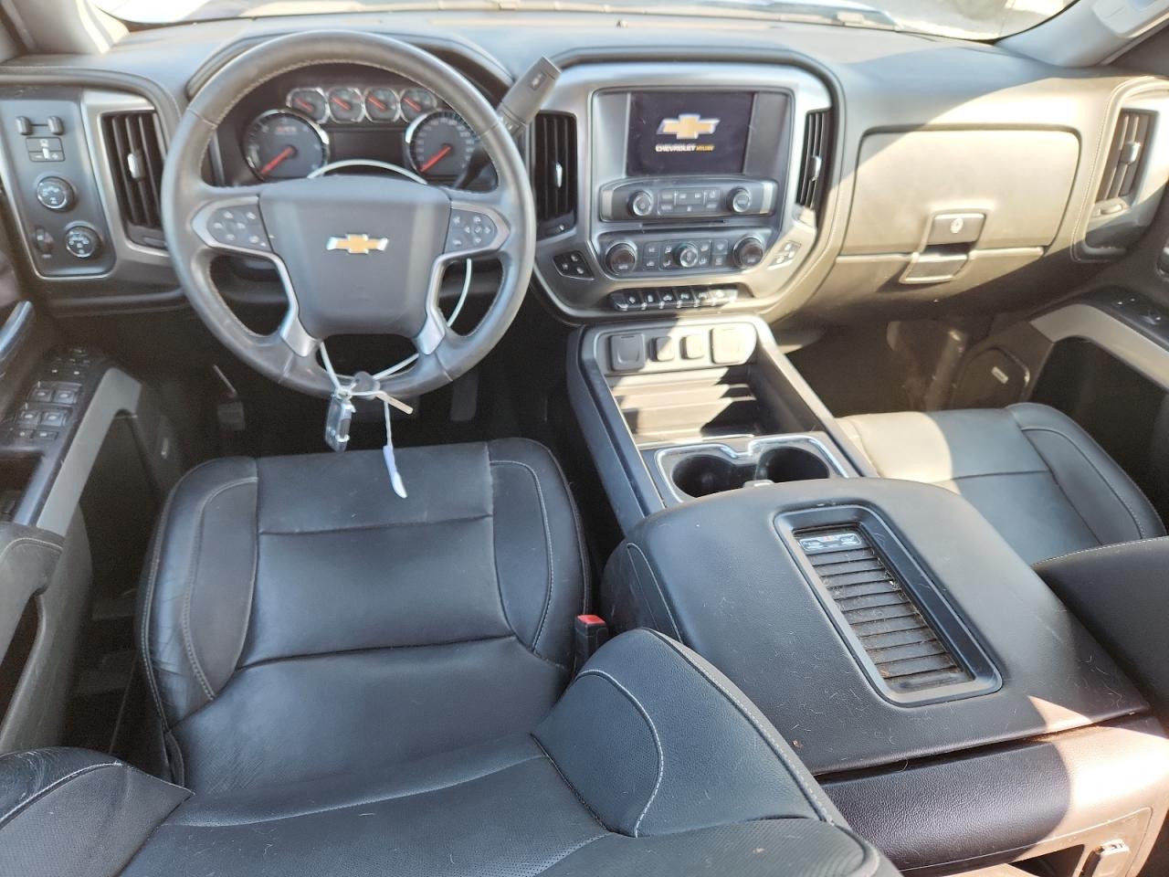 Chevrolet Silverado K1500 Ltz Image 10