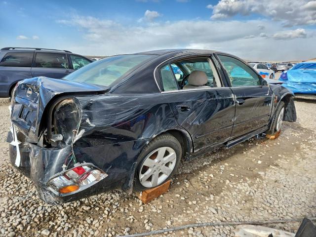 Nissan Altima Base Image 4