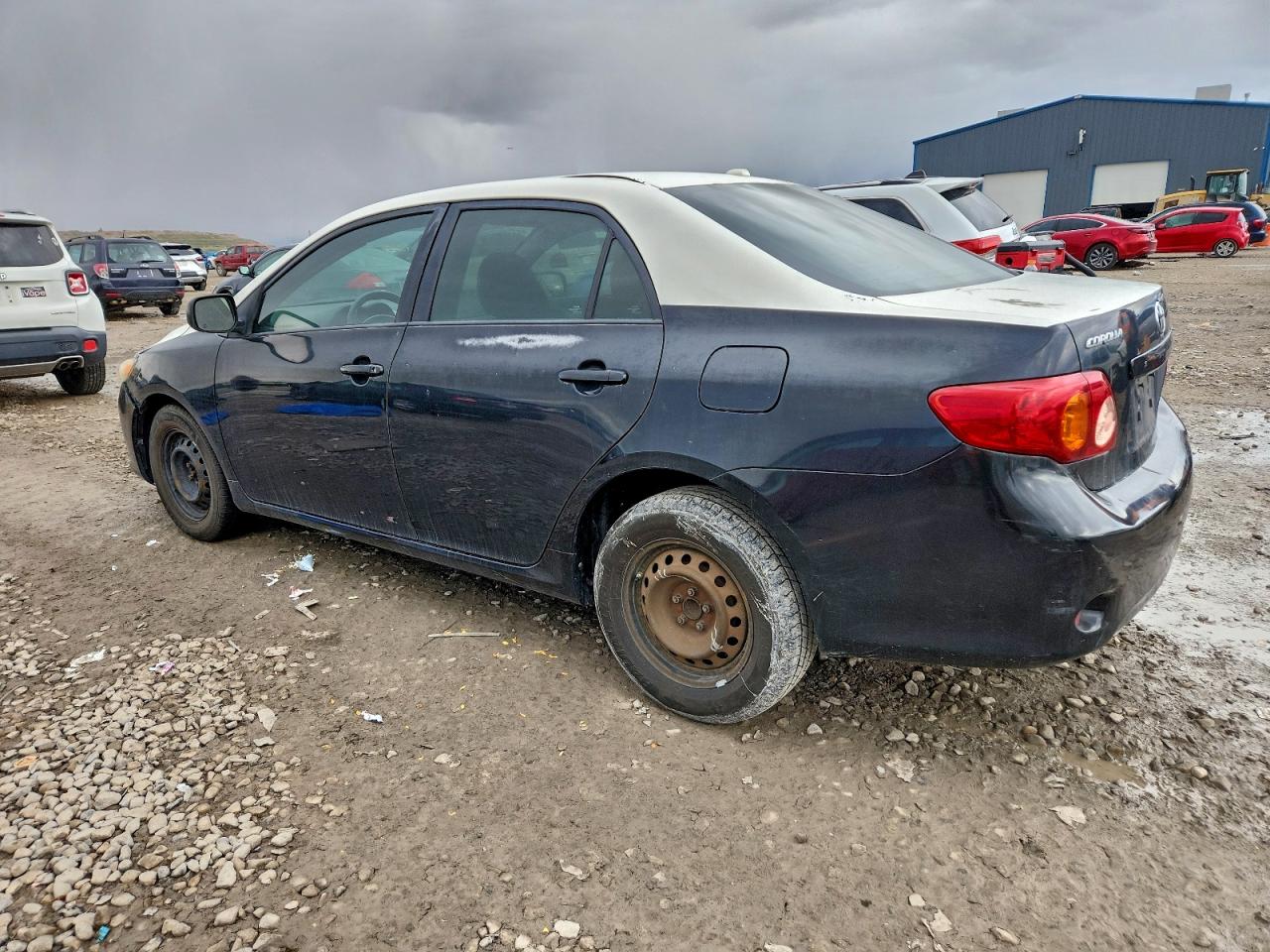 Toyota Corolla Base Image 7