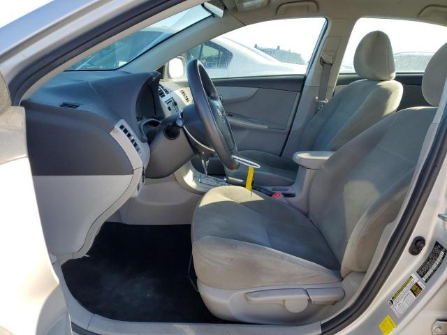 Toyota Corolla Base Image 11