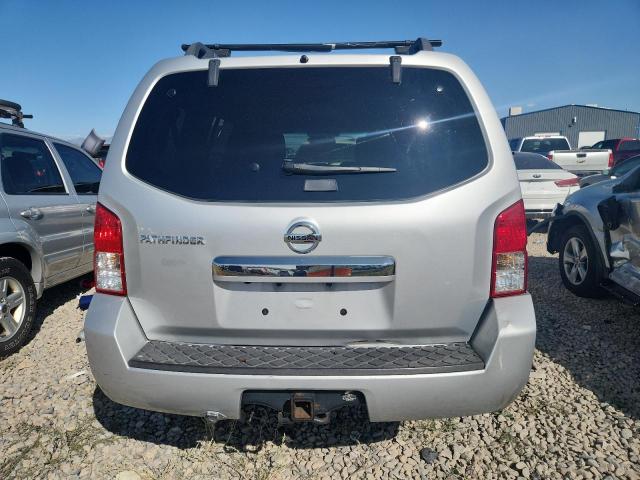 Nissan Pathfinder S Image 11