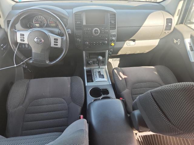 Nissan Pathfinder S Image 3