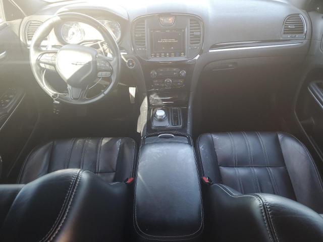 Chrysler 300 S Image 4