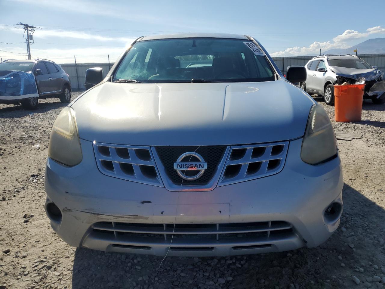 Nissan Rogue S Image 3