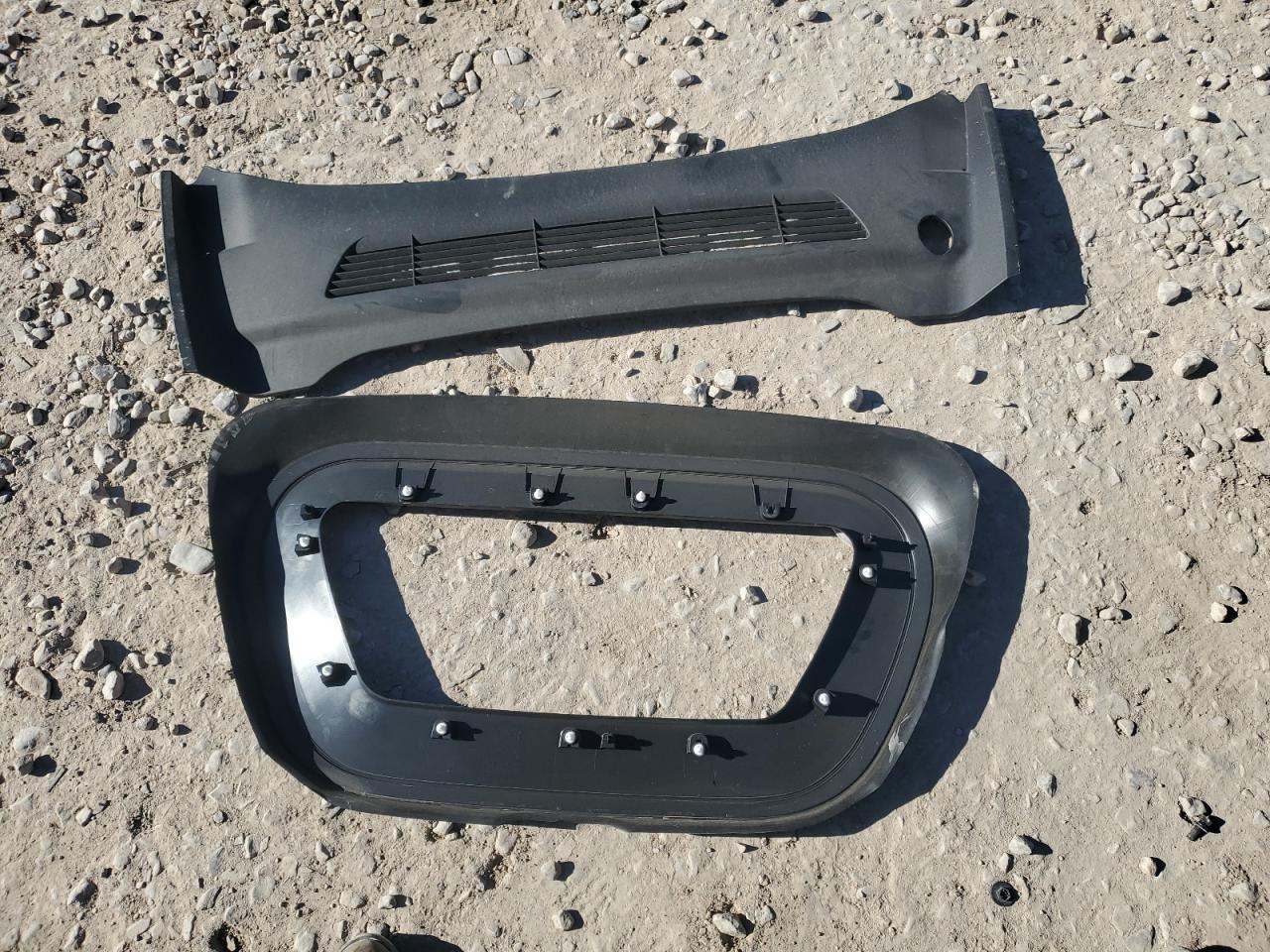 Tesla Model Y Image 10