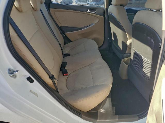 Hyundai ACCENT Gls Image 13