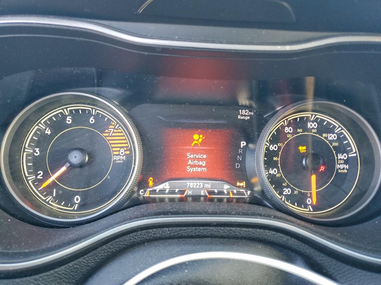 Jeep Grand Cherokee Latitude Lux Image 2