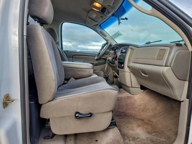 Dodge Ram 1500 St Image 11