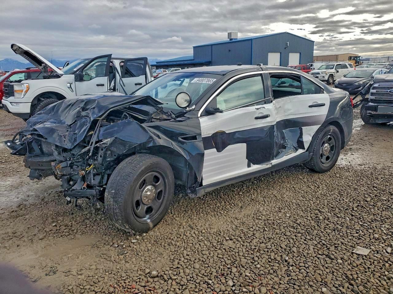 Ford Taurus Police Interceptor Image 1