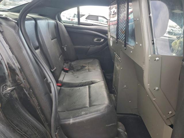 Ford Taurus Police Interceptor Image 9