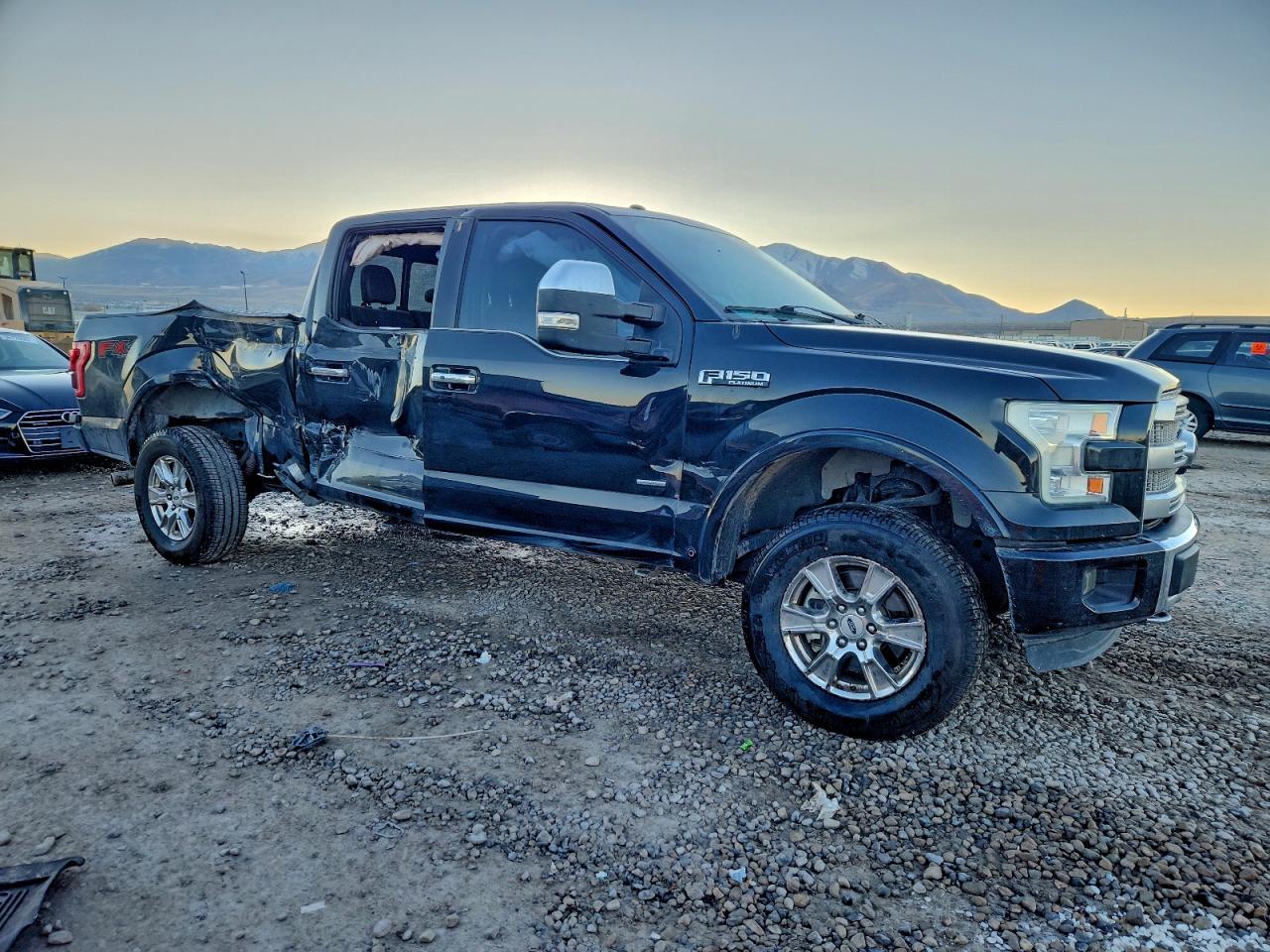 Ford F-150 Supercrew Image 6