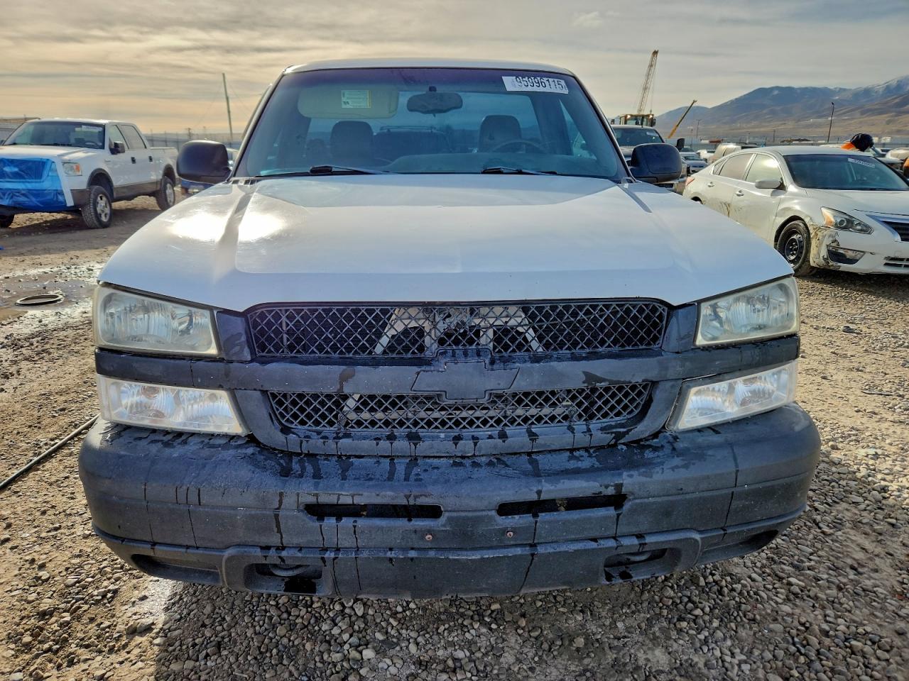 Chevrolet Silverado C1500 Image 11