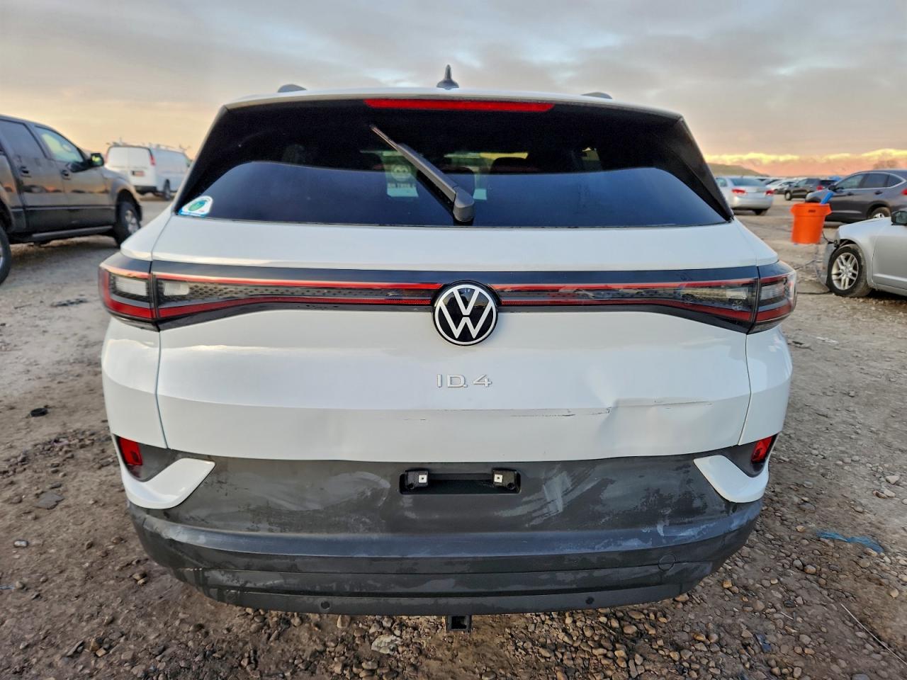 Volkswagen ID.4 Pro Image 5