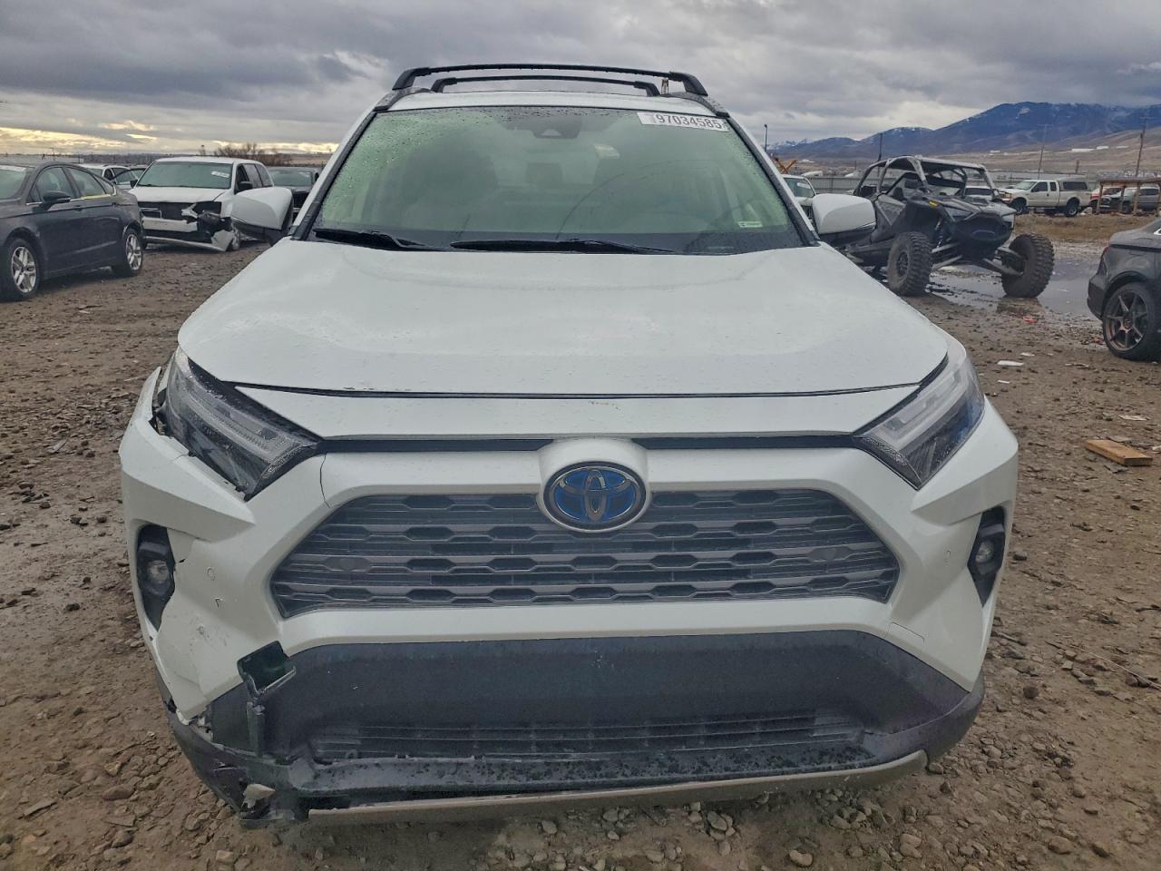 Toyota RAV4 Limited Image 9