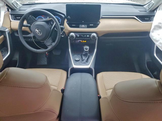 Toyota RAV4 Limited Image 11