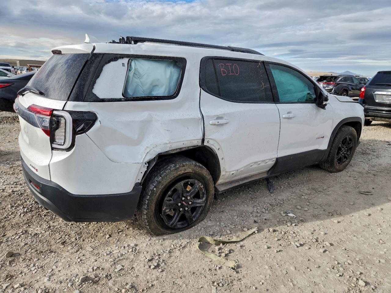 GMC Acadia At4 Image 12