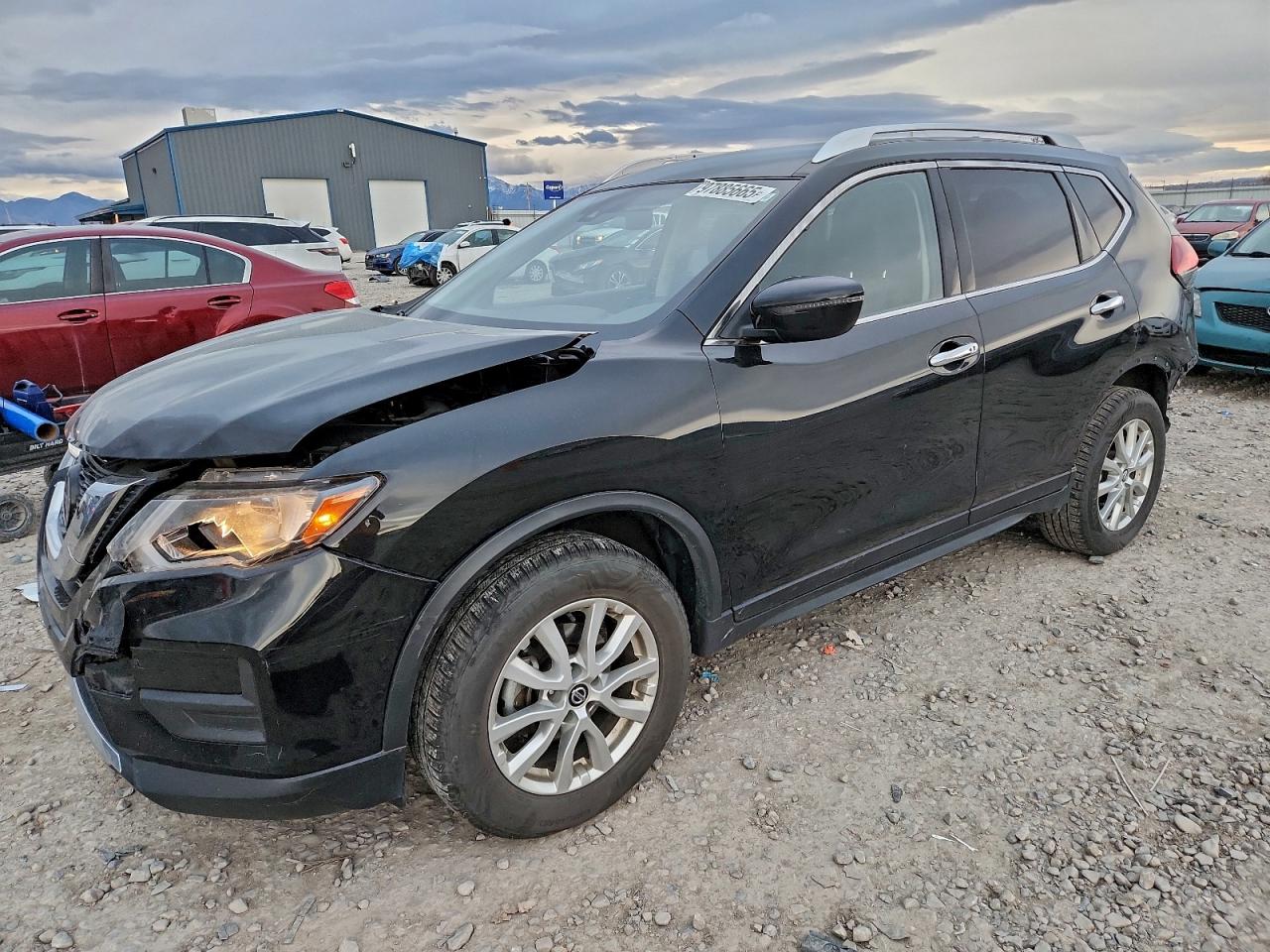 Nissan Rogue S Image 1
