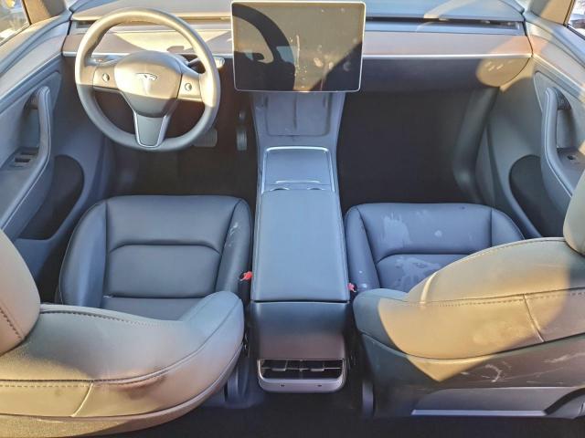 Tesla Model Y Image 12