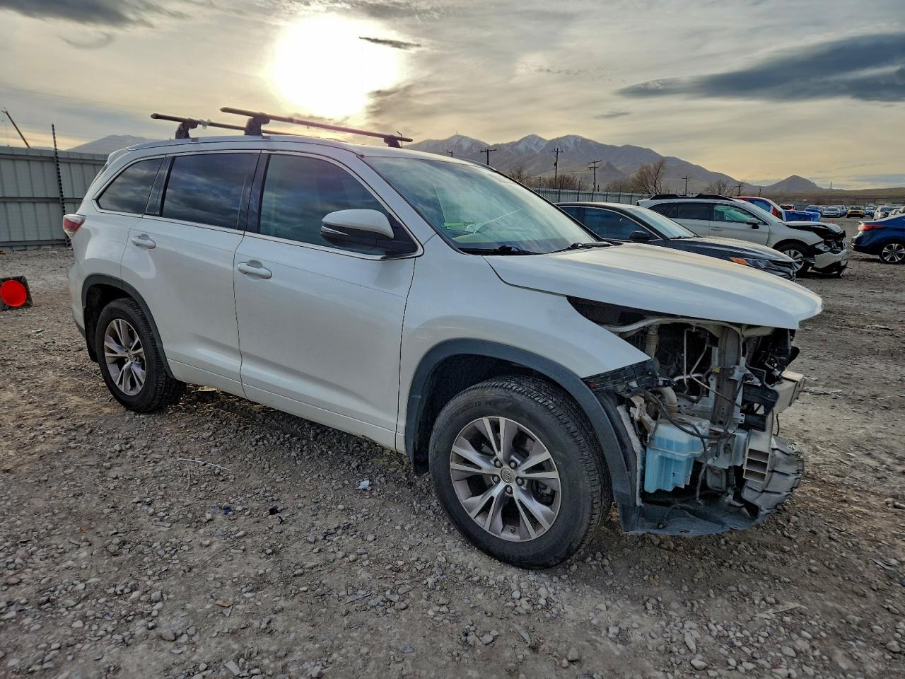 Toyota Highlander Xle Image 2